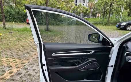Geely Emgrand, 2022 год, 988 004 рублей, 13 фотография