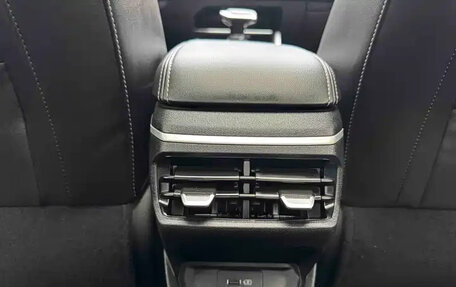 Geely Emgrand, 2022 год, 988 004 рублей, 33 фотография