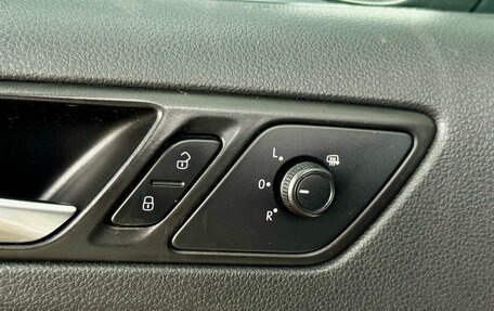 Volkswagen Jetta VI, 2016 год, 1 499 000 рублей, 11 фотография
