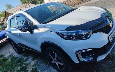 Renault Kaptur I рестайлинг, 2019 год, 1 200 000 рублей, 2 фотография