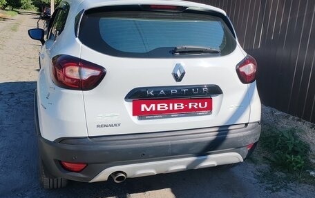 Renault Kaptur I рестайлинг, 2019 год, 1 200 000 рублей, 4 фотография