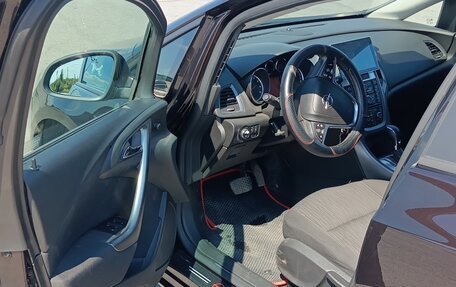 Opel Astra J, 2013 год, 920 000 рублей, 9 фотография