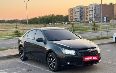 Chevrolet Cruze II, 2012 год, 820 000 рублей, 3 фотография