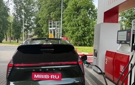 Geely Atlas, 2025 год, 3 700 000 рублей, 4 фотография