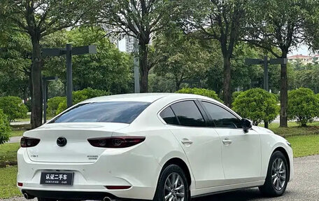 Mazda 3, 2022 год, 1 106 000 рублей, 6 фотография