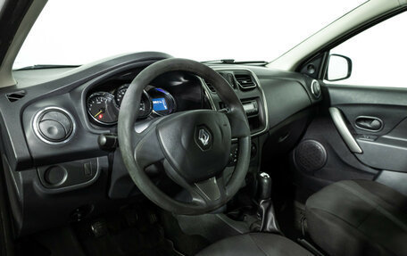 Renault Logan II, 2016 год, 549 777 рублей, 11 фотография