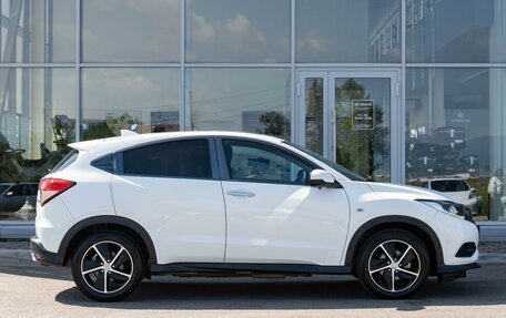 Honda Vezel, 2022 год, 1 977 000 рублей, 5 фотография