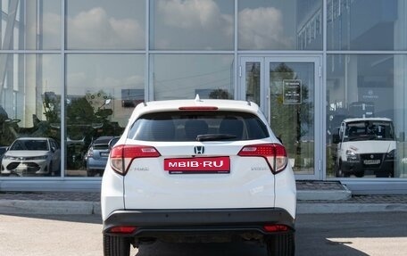 Honda Vezel, 2022 год, 1 977 000 рублей, 4 фотография