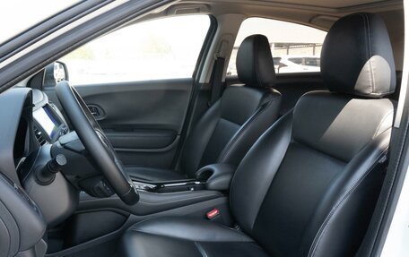 Honda Vezel, 2022 год, 1 977 000 рублей, 15 фотография