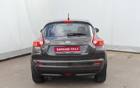 Nissan Juke II, 2011 год, 990 000 рублей, 5 фотография