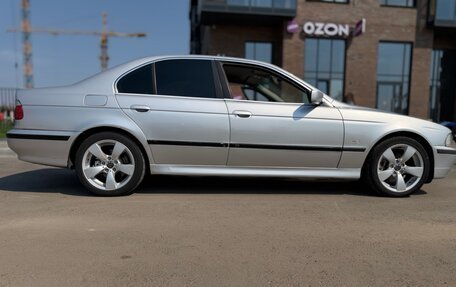 BMW 5 серия, 2001 год, 750 000 рублей, 3 фотография
