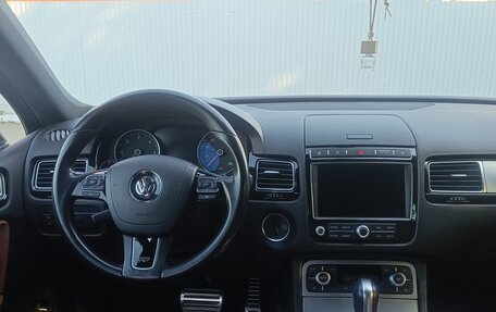 Volkswagen Touareg III, 2016 год, 3 400 000 рублей, 7 фотография