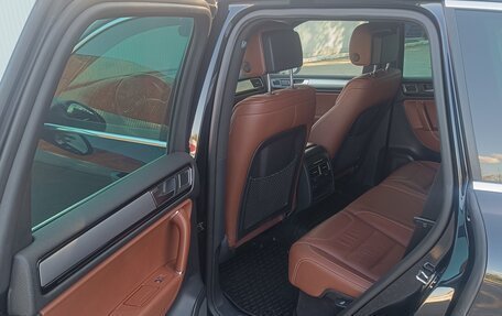 Volkswagen Touareg III, 2016 год, 3 400 000 рублей, 10 фотография