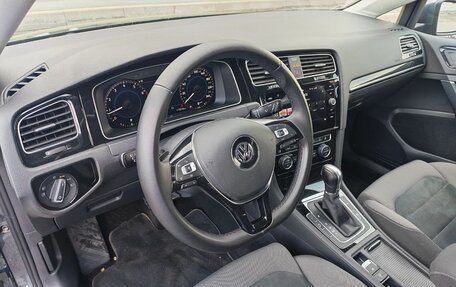 Volkswagen Golf VII, 2018 год, 1 850 000 рублей, 6 фотография