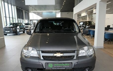 Chevrolet Niva I рестайлинг, 2014 год, 499 000 рублей, 2 фотография