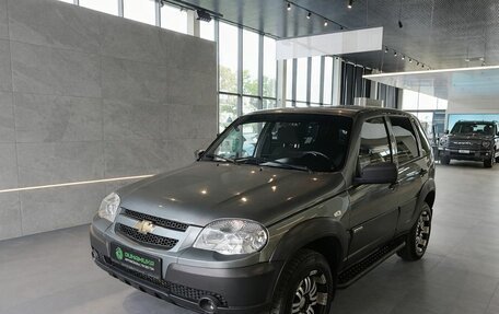 Chevrolet Niva I рестайлинг, 2014 год, 499 000 рублей, 3 фотография