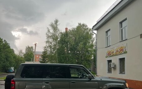 Nissan Patrol, 2004 год, 1 600 000 рублей, 5 фотография