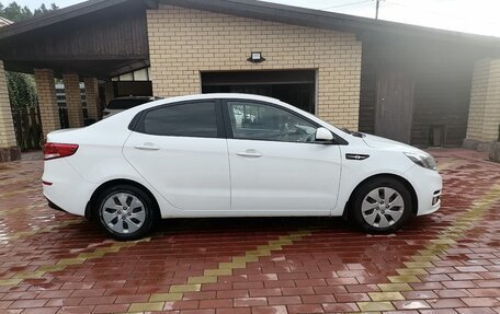 KIA Rio III рестайлинг, 2017 год, 1 100 000 рублей, 5 фотография