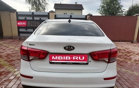 KIA Rio III рестайлинг, 2017 год, 1 100 000 рублей, 11 фотография