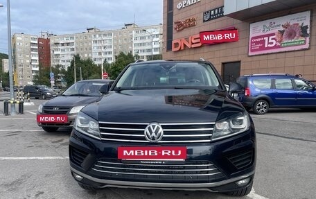 Volkswagen Touareg III, 2016 год, 3 050 000 рублей, 12 фотография