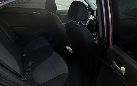Hyundai Solaris II рестайлинг, 2011 год, 700 000 рублей, 10 фотография