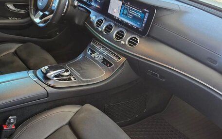 Mercedes-Benz E-Класс, 2019 год, 3 700 000 рублей, 9 фотография