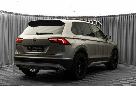 Volkswagen Tiguan II, 2019 год, 2 490 000 рублей, 5 фотография