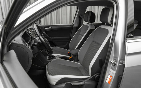 Volkswagen Tiguan II, 2019 год, 2 490 000 рублей, 9 фотография