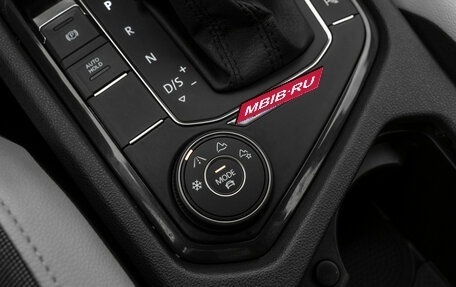 Volkswagen Tiguan II, 2019 год, 2 490 000 рублей, 24 фотография