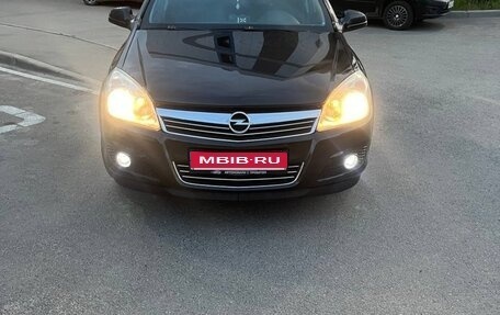 Opel Astra H, 2014 год, 575 000 рублей, 1 фотография