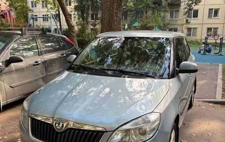 Skoda Fabia II, 2010 год, 750 000 рублей, 1 фотография