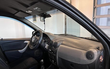 Renault Logan I, 2010 год, 200 000 рублей, 11 фотография