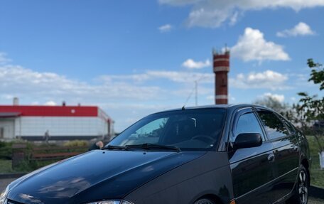 Toyota Avensis III рестайлинг, 2002 год, 230 000 рублей, 15 фотография