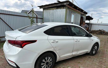 Hyundai Solaris II рестайлинг, 2017 год, 470 000 рублей, 4 фотография