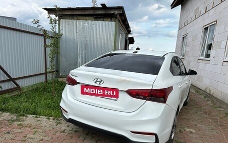 Hyundai Solaris II рестайлинг, 2017 год, 470 000 рублей, 7 фотография