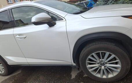 Lexus NX I, 2016 год, 2 650 000 рублей, 15 фотография