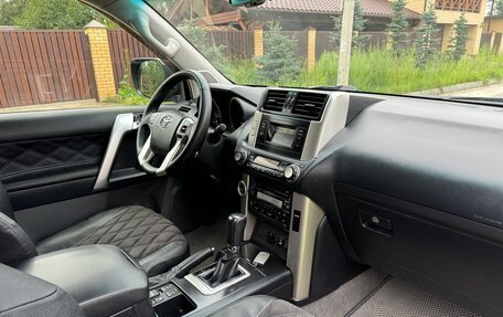 Toyota Land Cruiser Prado 150 рестайлинг 2, 2013 год, 2 400 000 рублей, 9 фотография