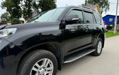 Toyota Land Cruiser Prado 150 рестайлинг 2, 2013 год, 2 400 000 рублей, 4 фотография