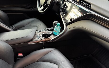 Toyota Camry, 2018 год, 2 500 000 рублей, 7 фотография