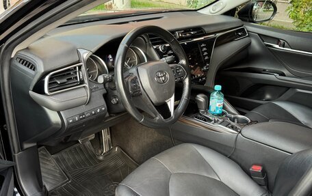 Toyota Camry, 2018 год, 2 500 000 рублей, 6 фотография