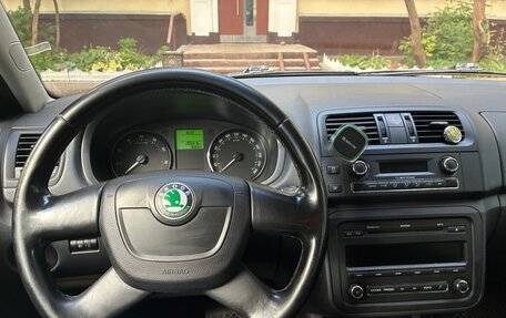 Skoda Fabia II, 2010 год, 750 000 рублей, 8 фотография