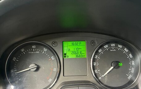 Skoda Fabia II, 2010 год, 750 000 рублей, 9 фотография