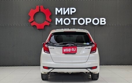 Honda Fit III, 2017 год, 1 100 000 рублей, 5 фотография