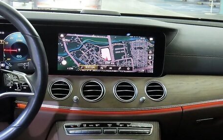 Mercedes-Benz E-Класс, 2022 год, 4 800 000 рублей, 9 фотография