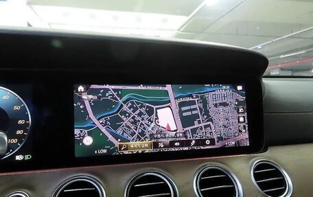 Mercedes-Benz E-Класс, 2022 год, 4 800 000 рублей, 11 фотография