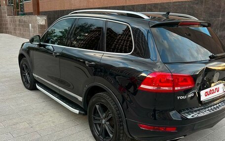 Volkswagen Touareg III, 2012 год, 1 100 000 рублей, 4 фотография
