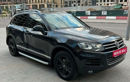 Volkswagen Touareg III, 2012 год, 1 100 000 рублей, 2 фотография