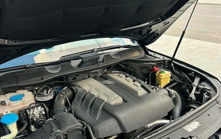 Volkswagen Touareg III, 2012 год, 1 100 000 рублей, 8 фотография