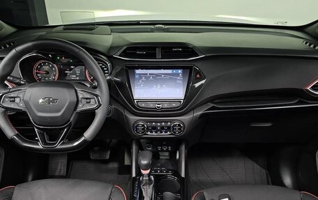 Chevrolet TrailBlazer, 2023 год, 2 398 000 рублей, 4 фотография