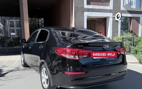 KIA Rio III рестайлинг, 2017 год, 1 000 000 рублей, 5 фотография